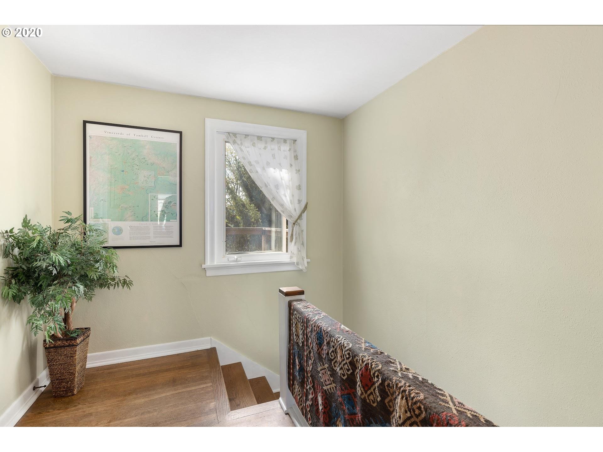 24300 Old Yamhill Road Newberg, OR 97132 - Photo 16 of 32 Gallery Image 16