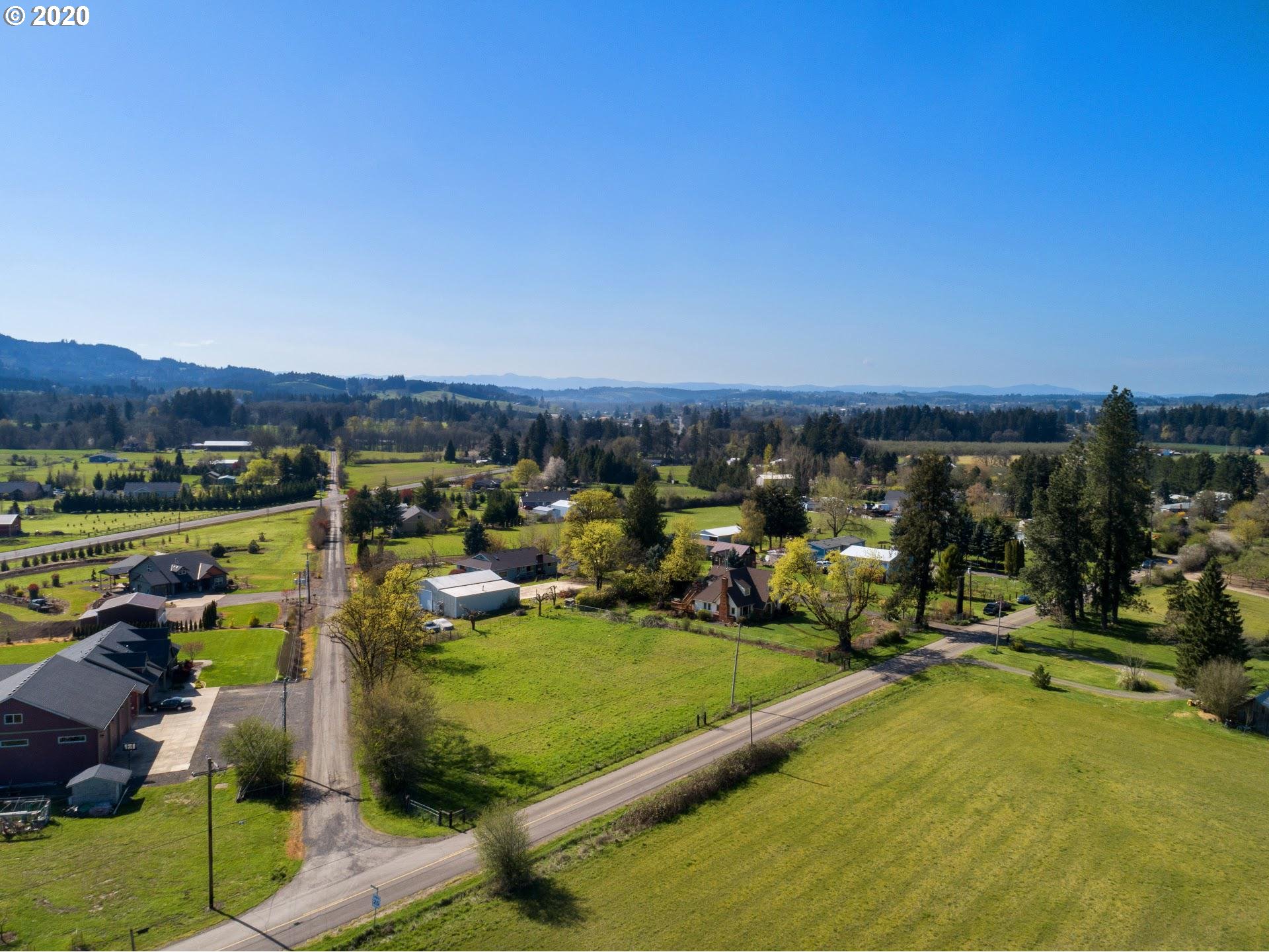 24300 Old Yamhill Road Newberg, OR 97132 - Photo 26 of 32 Gallery Image 26