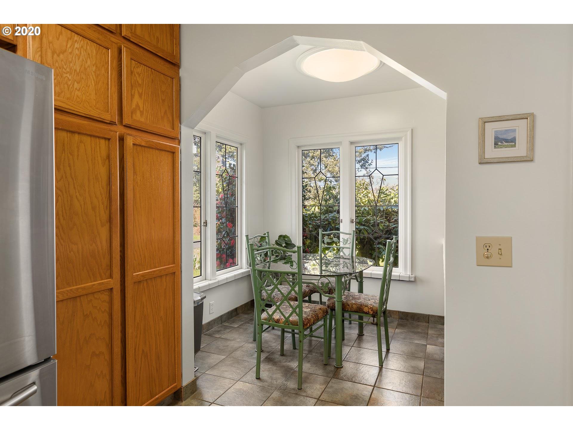 24300 Old Yamhill Road Newberg, OR 97132 - Photo 9 of 32 Gallery Image 9