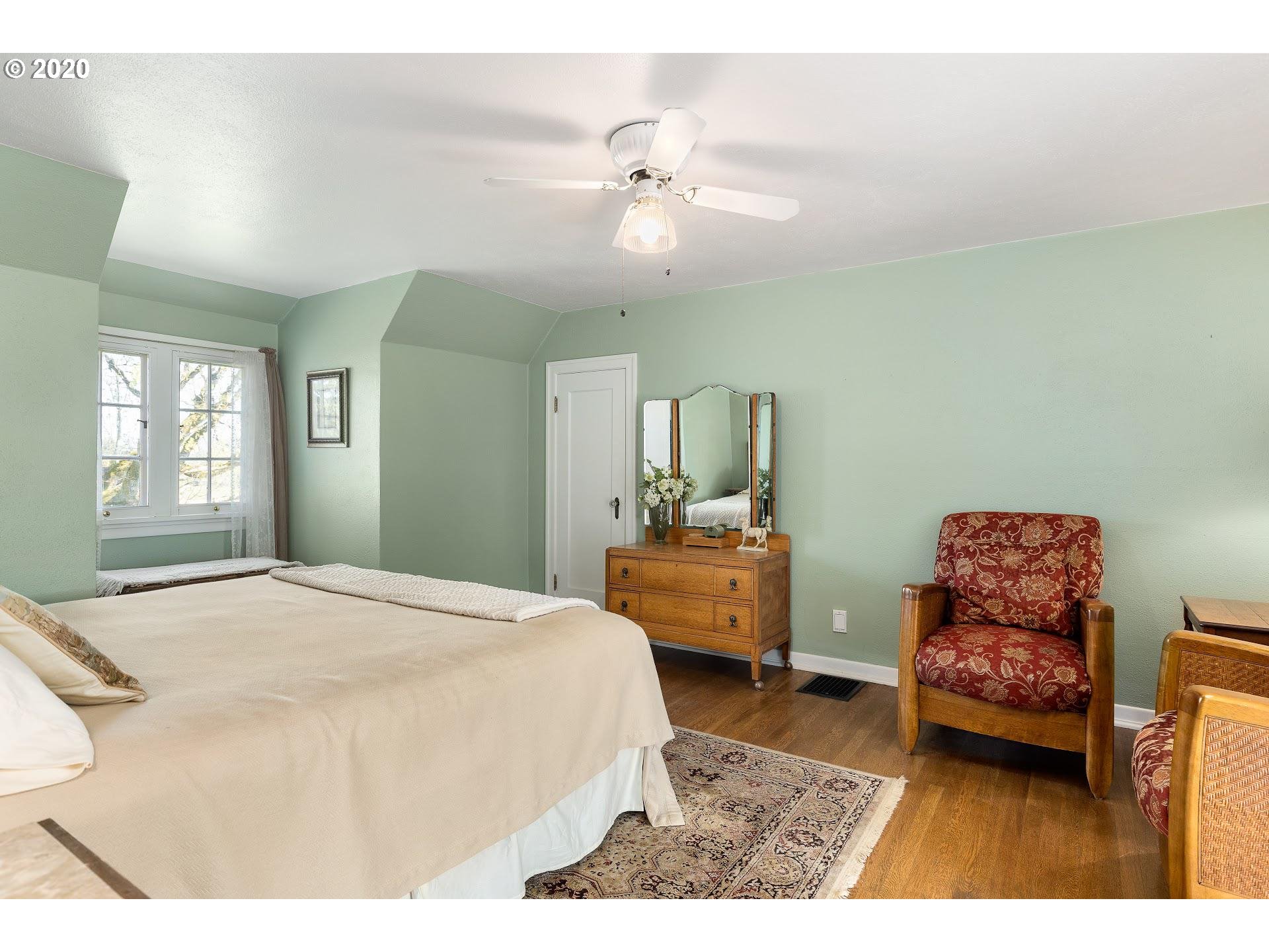 24300 Old Yamhill Road Newberg, OR 97132 - Photo 10 of 32 Gallery Image 10