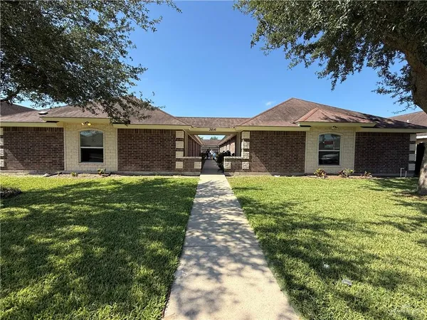 $1,095 | 3816 West Sarah Evans Street, Unit 1, Edinburg, TX 78541