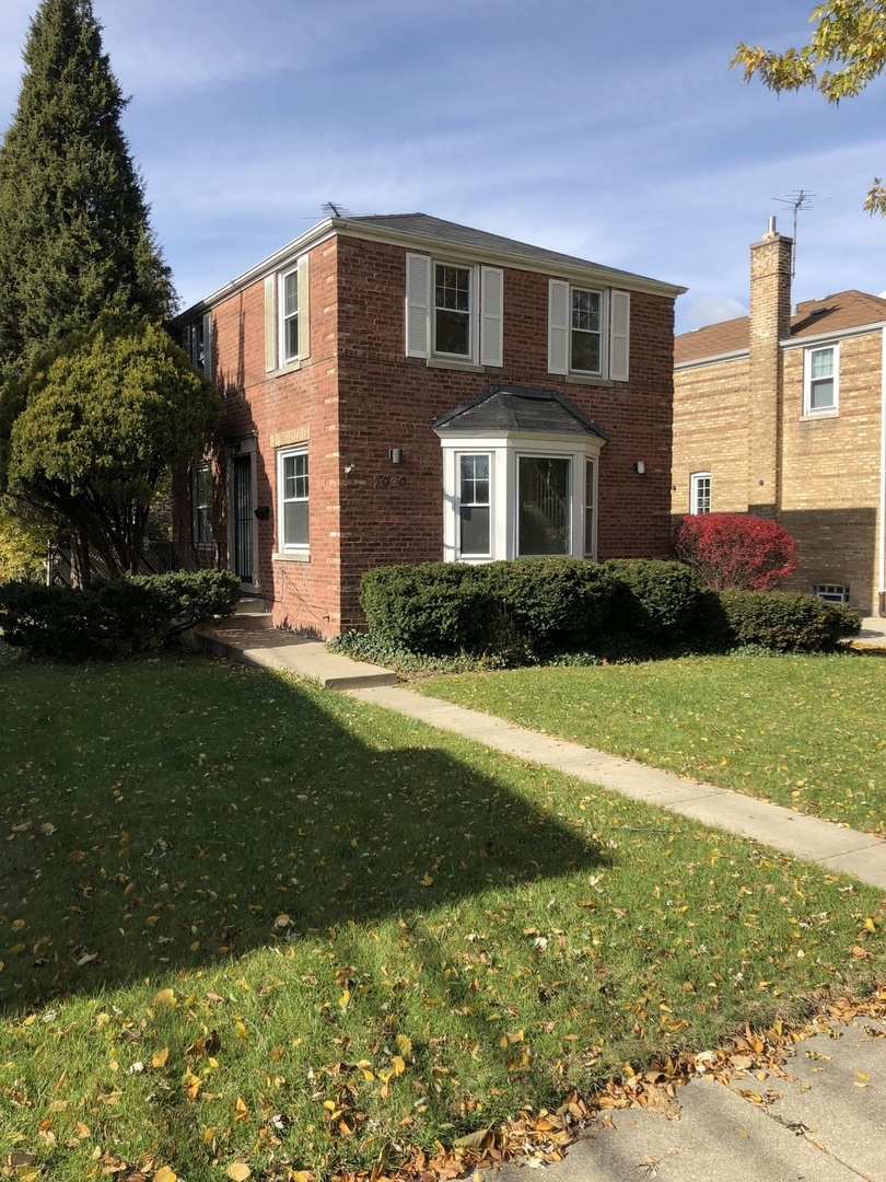 2020 South Linden Avenue Park Ridge, IL 60068 - Photo 2 of 14