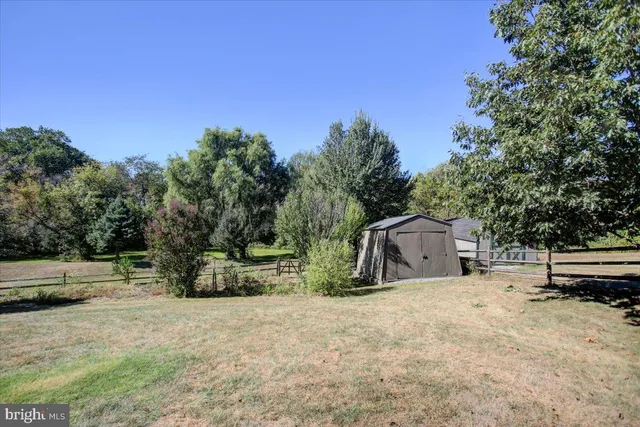 $430,000 | 822 Lindia Drive, Chambersburg, PA 17202