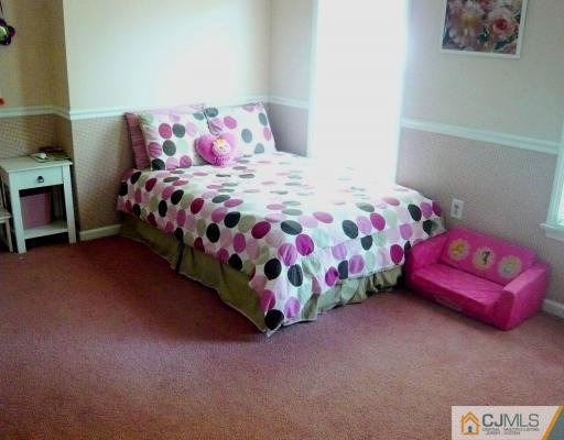 5 Perry Road Edison, NJ 08817 - Photo 7 of 10 Gallery Image 7