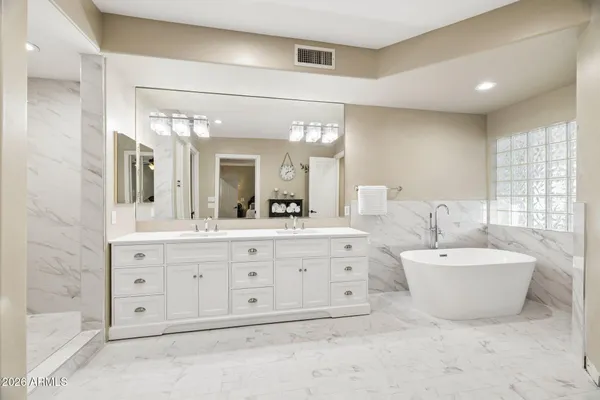 $1,649,900 | 11814 South Tuzigoot Court, Phoenix, AZ 85044