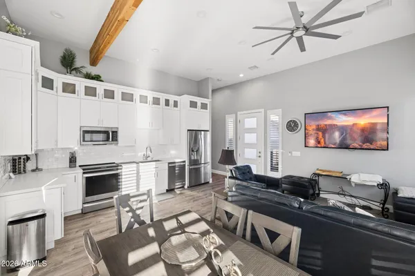 $1,649,900 | 11814 South Tuzigoot Court, Phoenix, AZ 85044