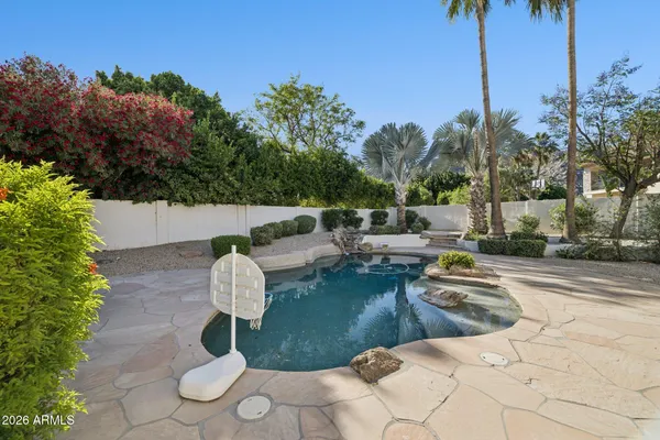 $1,649,900 | 11814 South Tuzigoot Court, Phoenix, AZ 85044