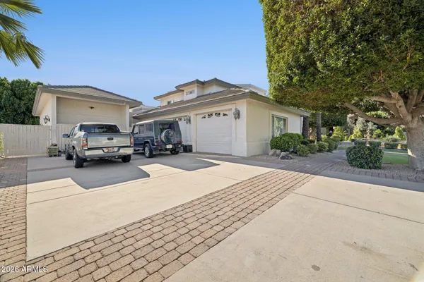 $1,649,900 | 11814 South Tuzigoot Court, Phoenix, AZ 85044