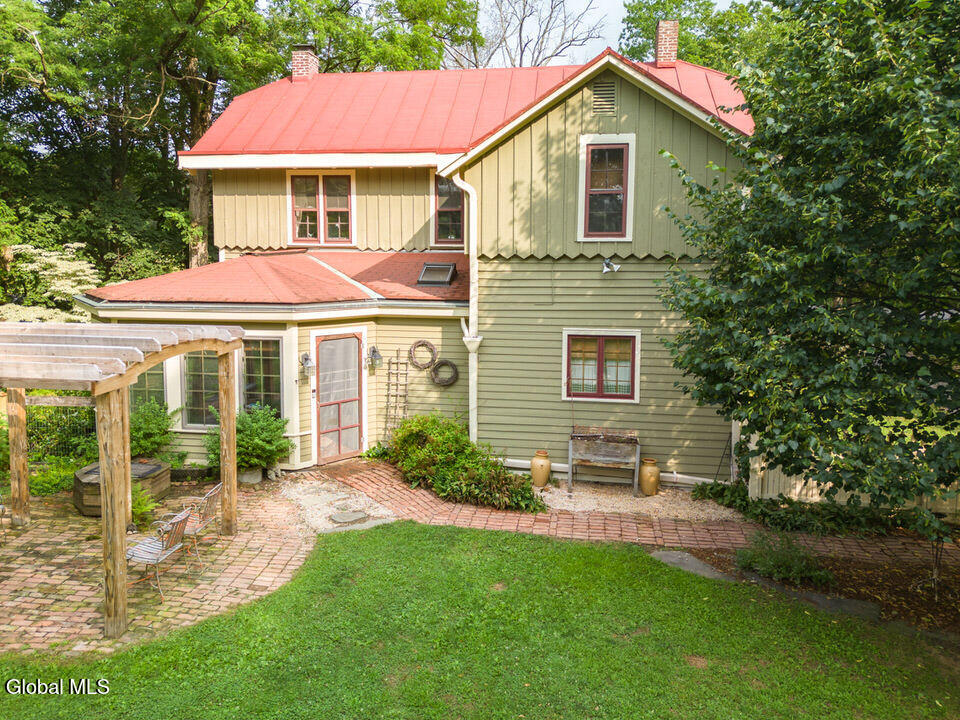 59 Buckwheat Road Germantown, NY 12526 - Photo 4 of 29 Back of house