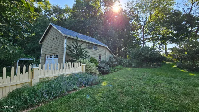 $879,000 | 59 Buckwheat Road, Germantown, NY 12526