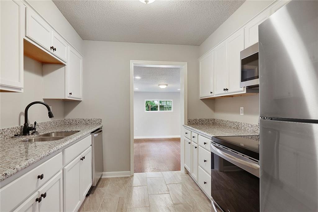 2204 Green Acres Road Metairie, LA 70003 - Photo 3 of 12 Gallery Image 3