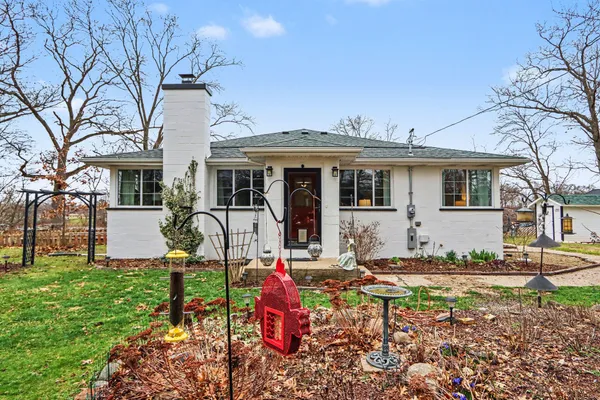 $364,900 | 58864 River Heights Drive, Three Rivers, MI 49093