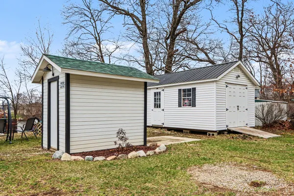 $364,900 | 58864 River Heights Drive, Three Rivers, MI 49093