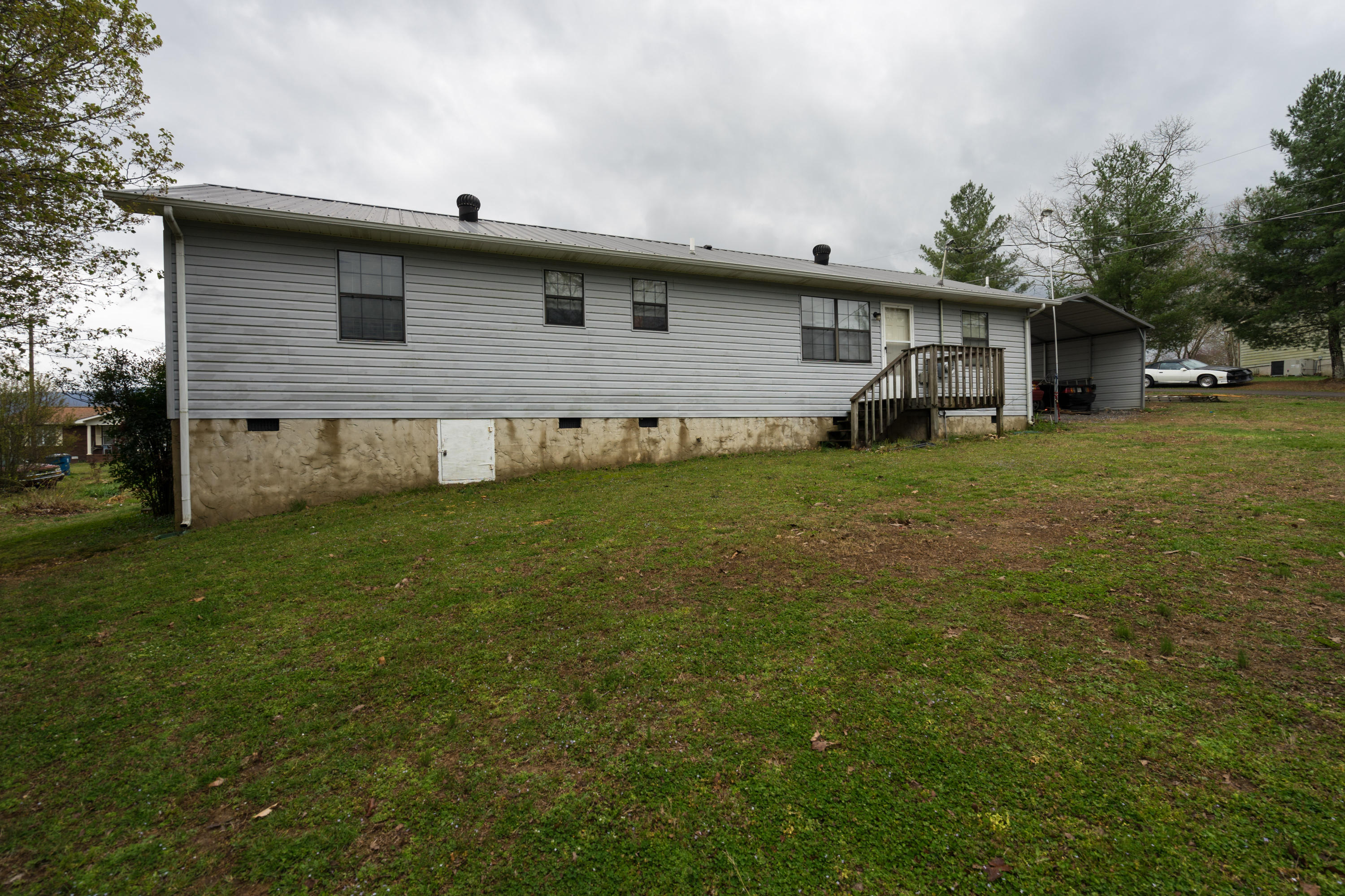 509 Mc Dowell Road Dunlap, TN 37327 - Photo 2 of 9 Rear View