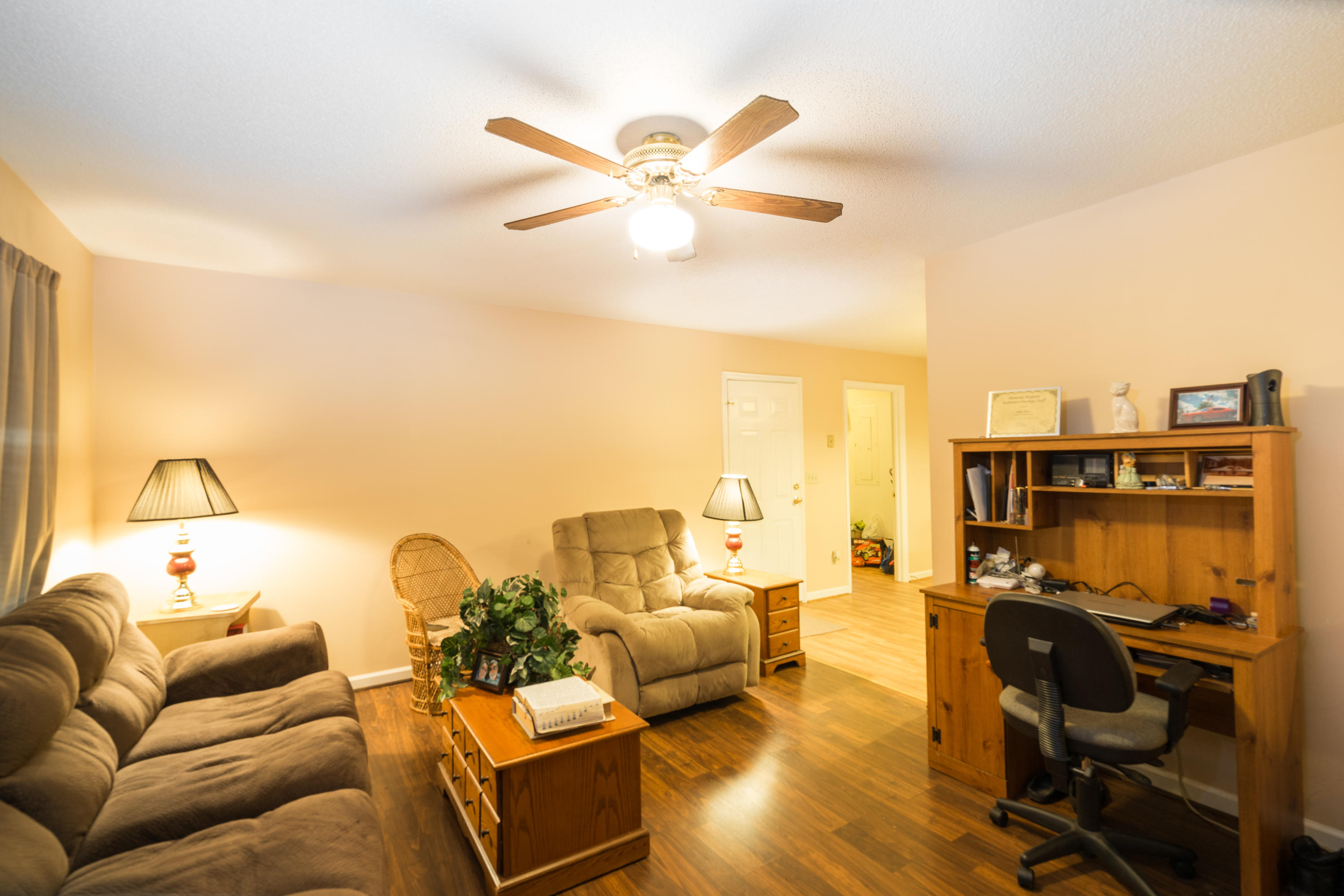 509 Mc Dowell Road Dunlap, TN 37327 - Photo 6 of 9 Living Room