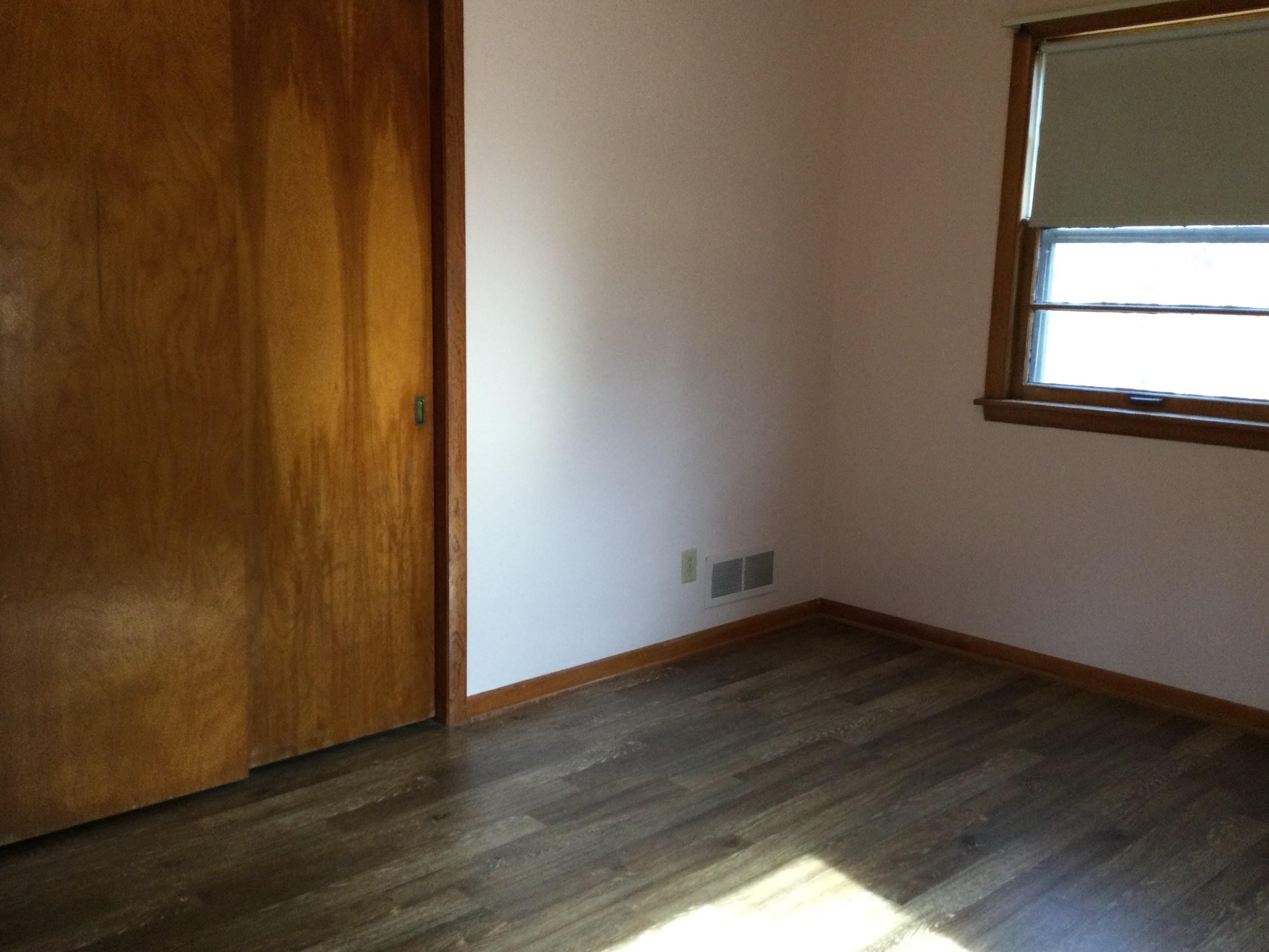 10381 Montague Road Winnebago, IL 61088 - Photo 17 of 36 Gallery Image 17