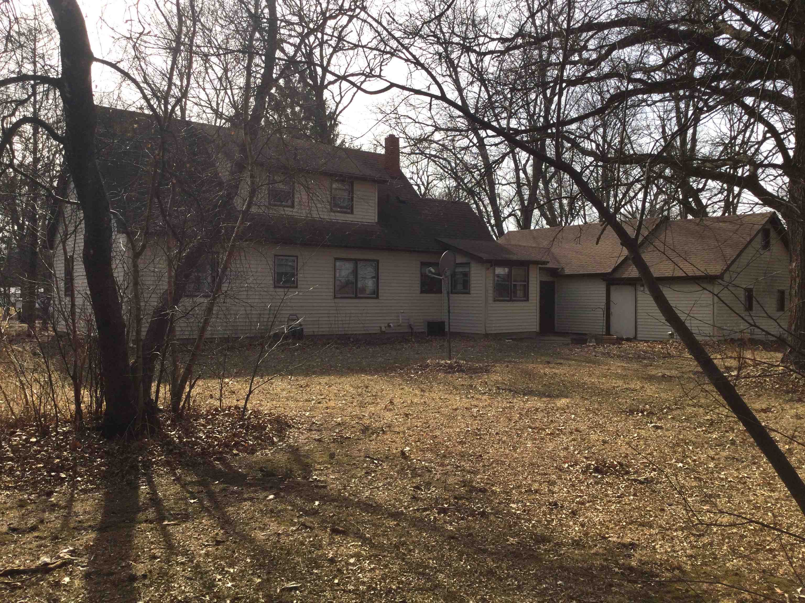 10381 Montague Road Winnebago, IL 61088 - Photo 4 of 36 Gallery Image 4