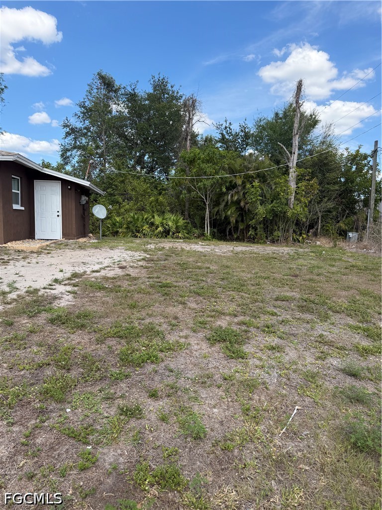 2804 River Ridge Boulevard Fort Myers, FL 33905 - Photo 3 of 12