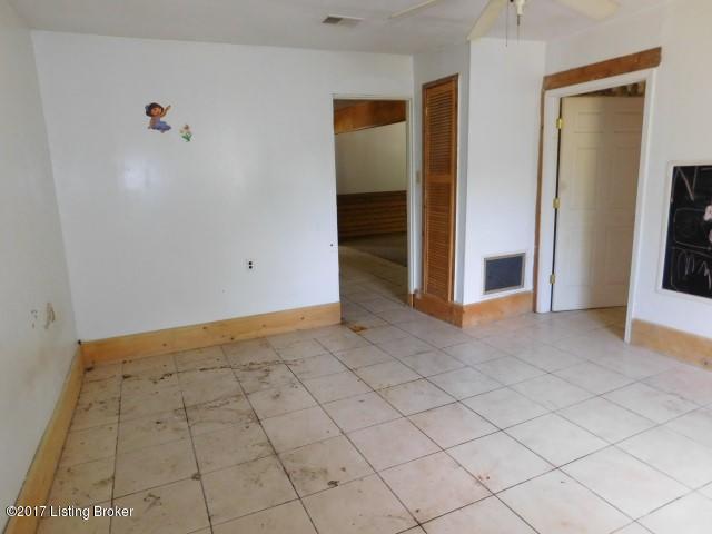 4184 St Johns Road Frankfort, KY 40601 - Photo 15 of 36 Bedroom 2 (2)