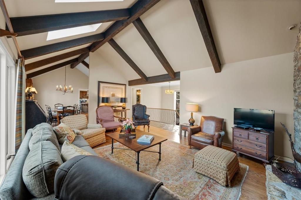 450 Hillcrest Road East Lake Quivira, KS 66217 - Photo 19 of 97