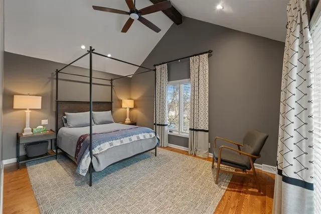 $1,275,000 | 450 Hillcrest Road East, Lake Quivira, KS 66217