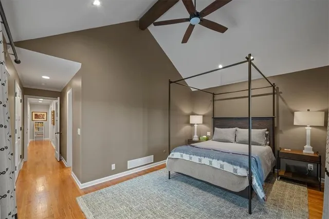 $1,275,000 | 450 Hillcrest Road East, Lake Quivira, KS 66217