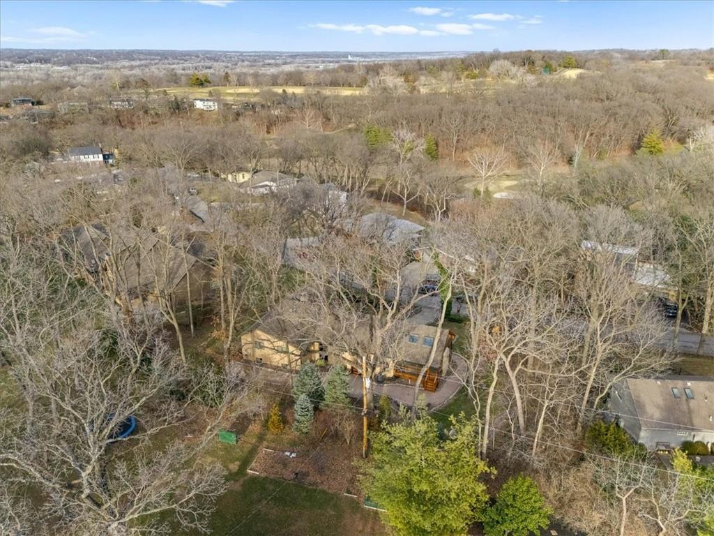 450 Hillcrest Road East Lake Quivira, KS 66217 - Photo 60 of 97