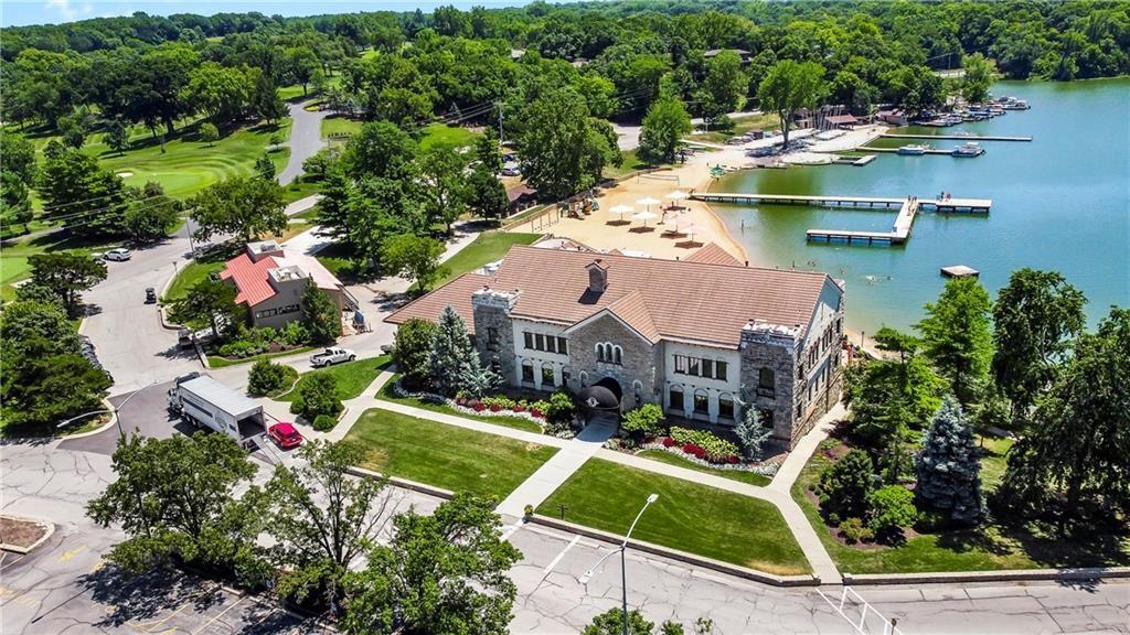 450 Hillcrest Road East Lake Quivira, KS 66217 - Photo 68 of 97