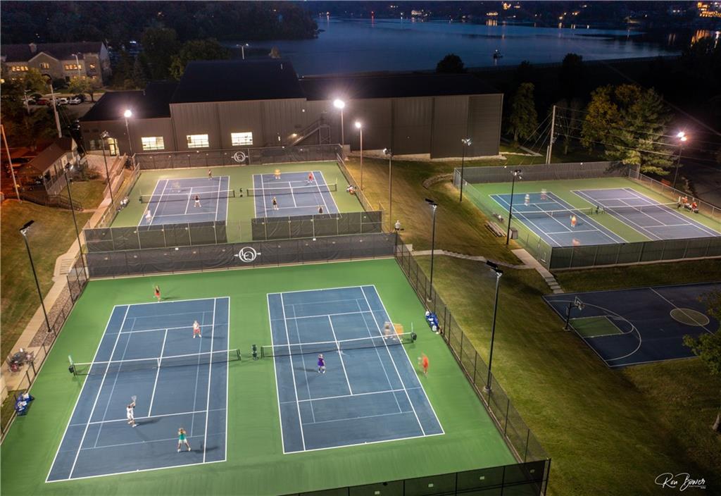 450 Hillcrest Road East Lake Quivira, KS 66217 - Photo 84 of 97