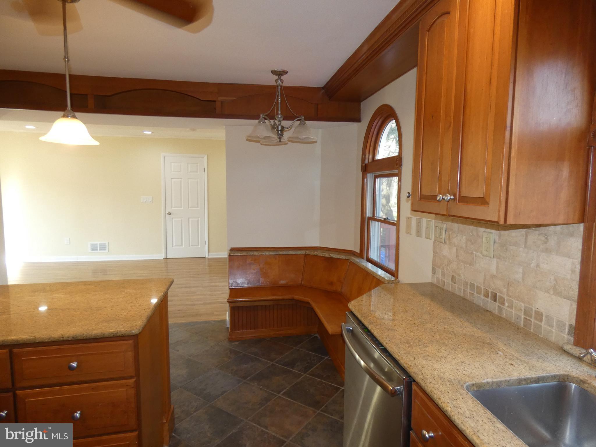 224 Hickory Corner Road Hightstown, NJ 08520 - Photo 6 of 78 Gallery Image 6