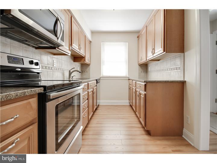 1475 Mt Holly Road, Unit D1 Edgewater Park, NJ 08010 - Photo 2 of 25 Kitchen
