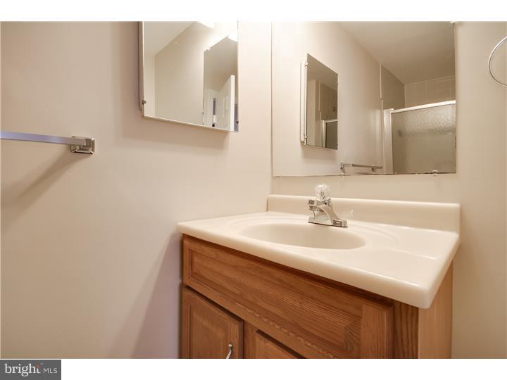 1475 Mt Holly Road, Unit D1 Edgewater Park, NJ 08010 - Photo 21 of 25 Master Bathroom