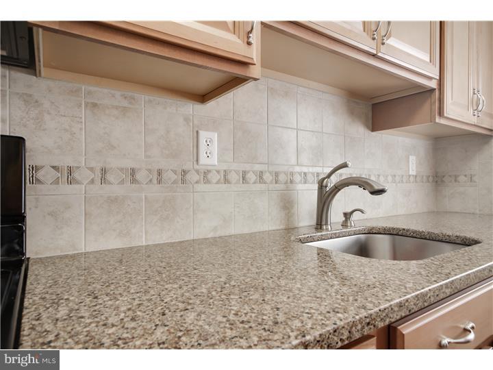 1475 Mt Holly Road, Unit D1 Edgewater Park, NJ 08010 - Photo 5 of 25 Kitchen