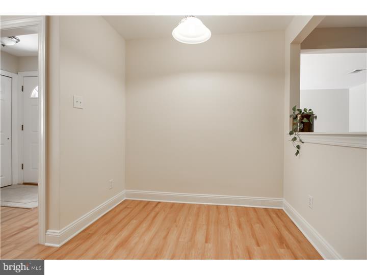 1475 Mt Holly Road, Unit D1 Edgewater Park, NJ 08010 - Photo 8 of 25 Breakfast Room
