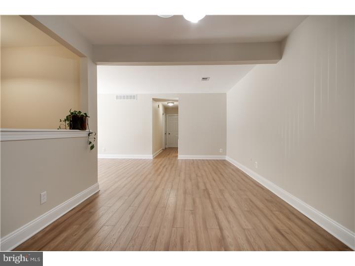 1475 Mt Holly Road, Unit D1 Edgewater Park, NJ 08010 - Photo 9 of 25 Dining Room