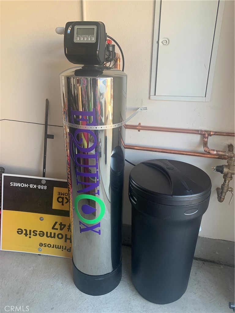3682 Loheria Street Riverside, CA 92503 - Photo 37 of 37 Water Softener System