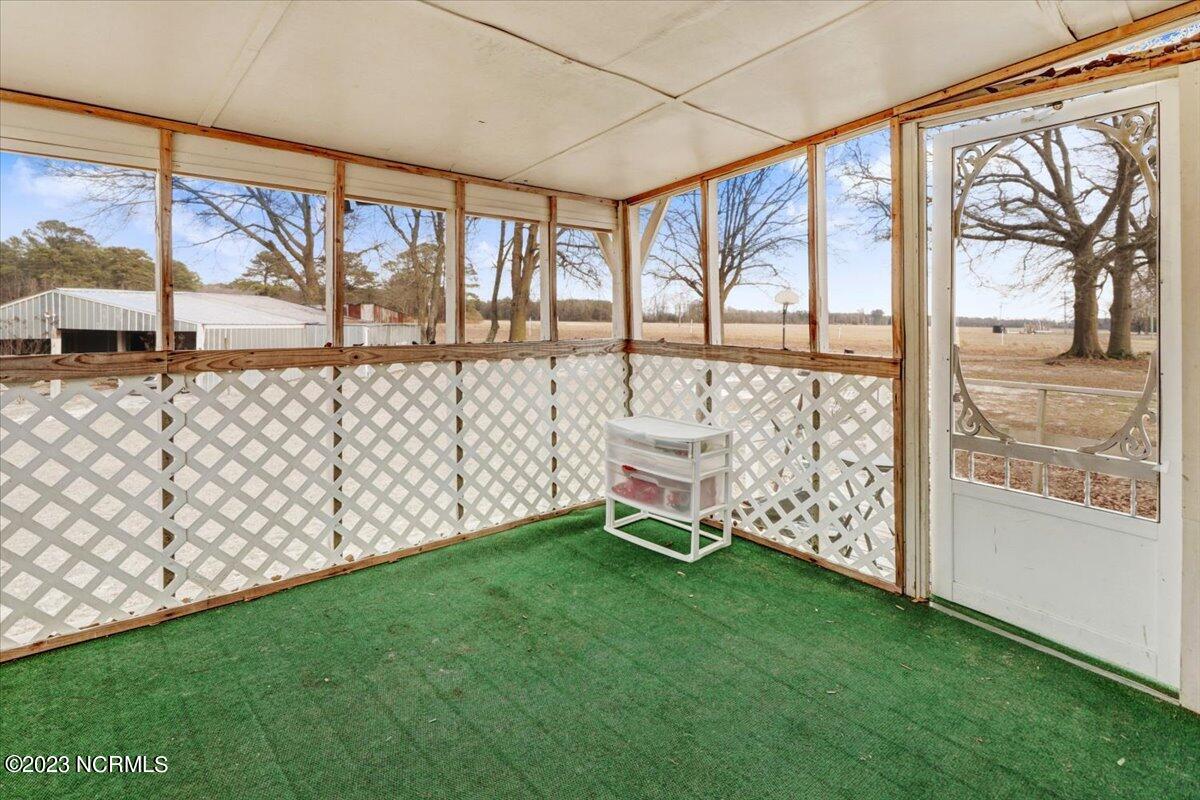 475 White Flash Road Mount Olive, NC 28365 - Photo 24 of 30 Screen Porch