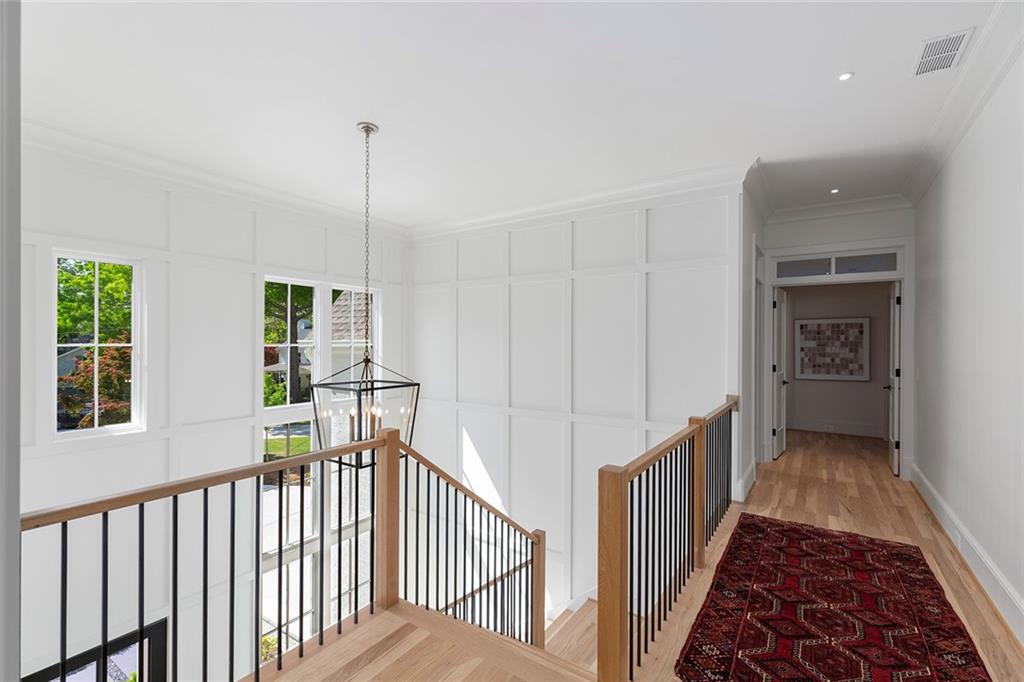 3290 Dunlop Court Atlanta, GA 30319 - Photo 32 of 81 a view of hallway