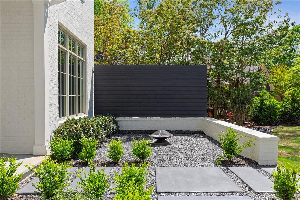 3290 Dunlop Court Atlanta, GA 30319 - Photo 70 of 81