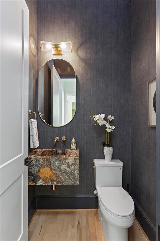 3290 Dunlop Court Atlanta, GA 30319 - Photo 10 of 81