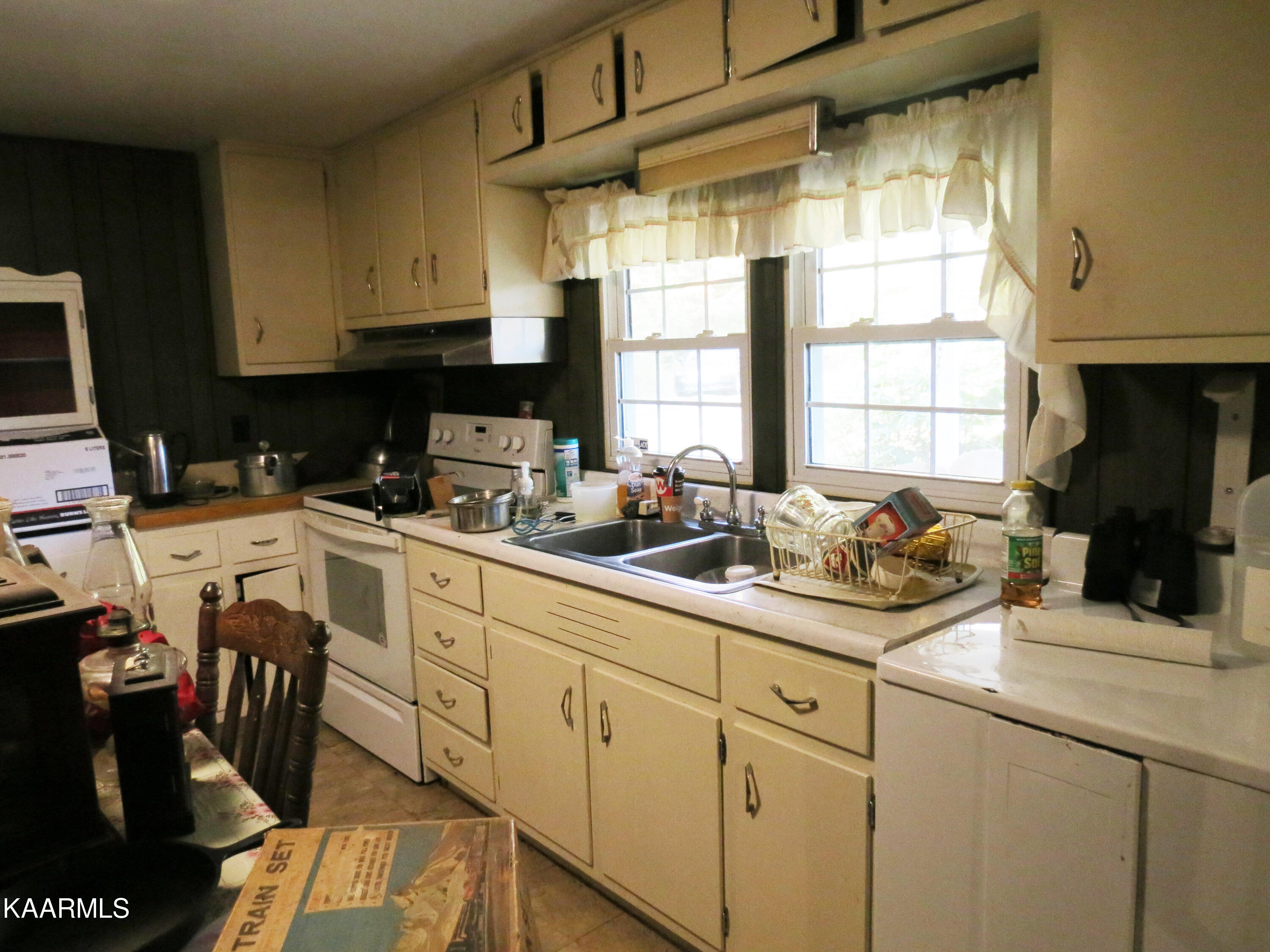 458 Haney Hollow Road Clinton, TN 37716 - Photo 12 of 20 hh23