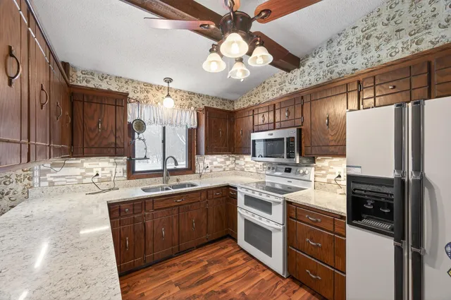 $449,900 | 22525 Linnet Street Northwest, Bethel, MN 55005