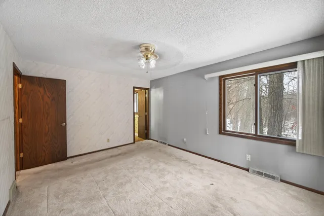 $449,900 | 22525 Linnet Street Northwest, Bethel, MN 55005