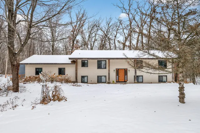 $449,900 | 22525 Linnet Street Northwest, Bethel, MN 55005