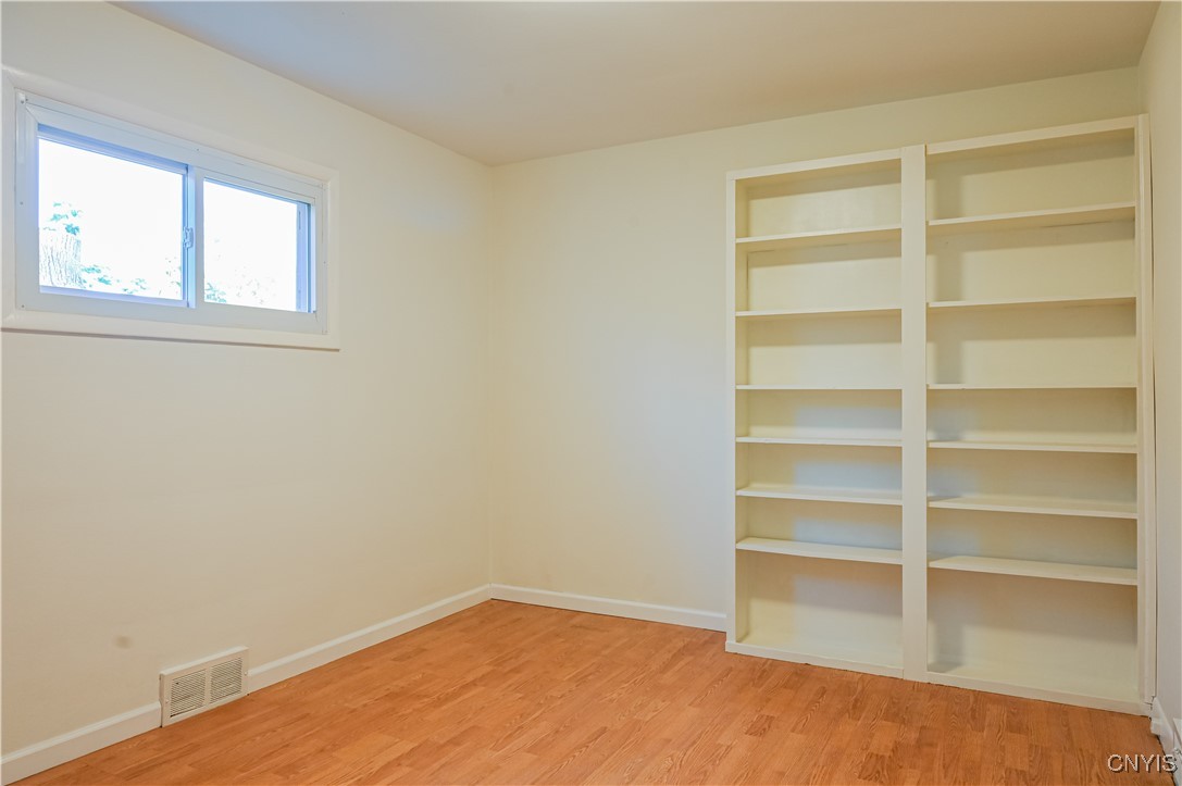 340 South Willow Street Oneida, NY 13421 - Photo 15 of 31