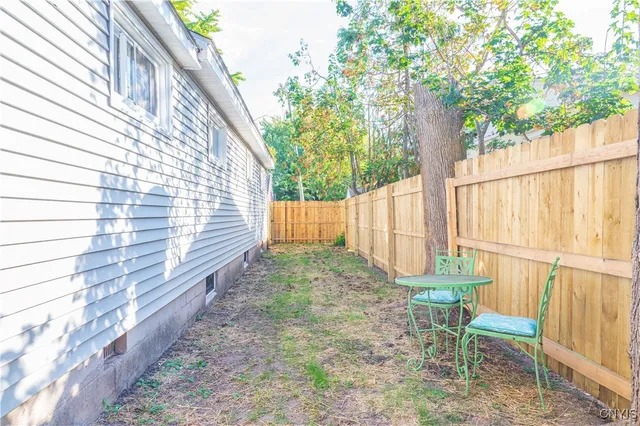 $187,500 | 340 South Willow Street, Oneida, NY 13421