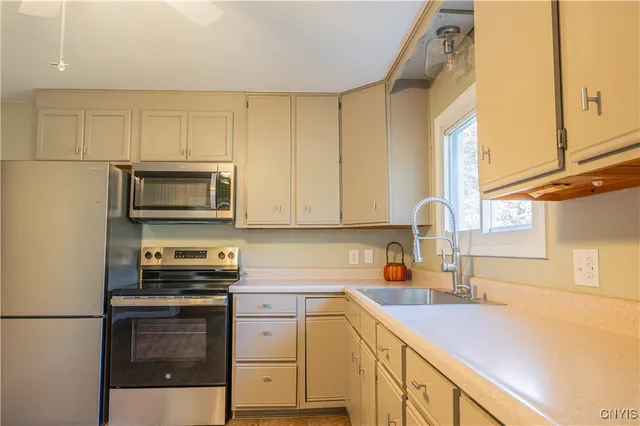 $187,500 | 340 South Willow Street, Oneida, NY 13421