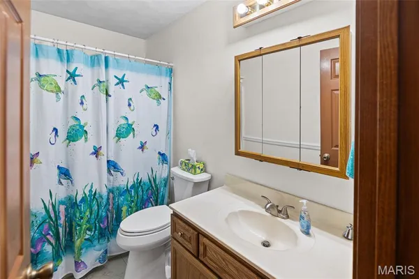 $345,000 | 911 Bayberry Lane, Red Bud, IL 62278