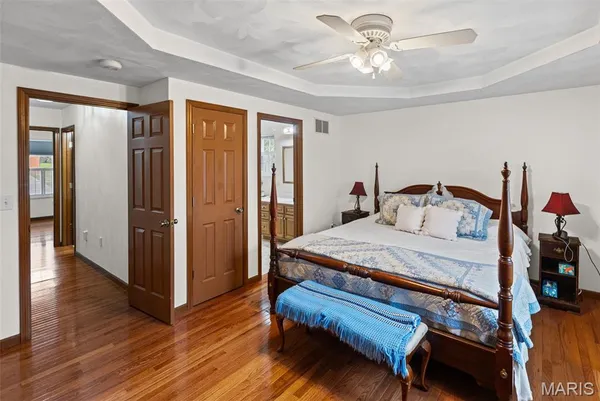 $345,000 | 911 Bayberry Lane, Red Bud, IL 62278