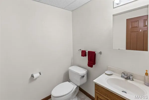 $345,000 | 911 Bayberry Lane, Red Bud, IL 62278
